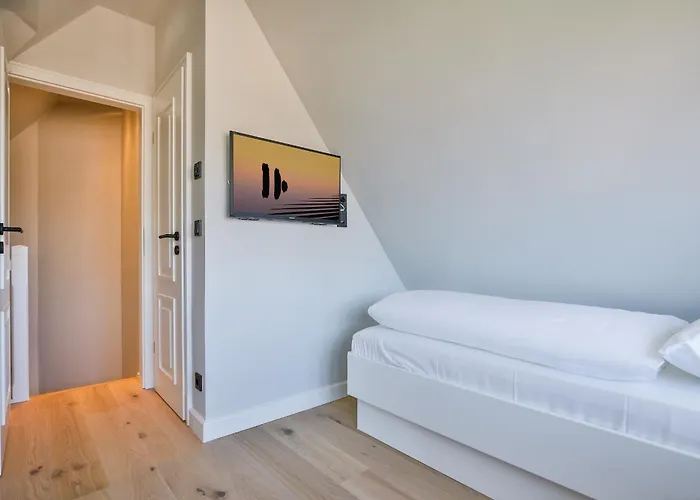 Vakantiehuis Haus Dock 10 *